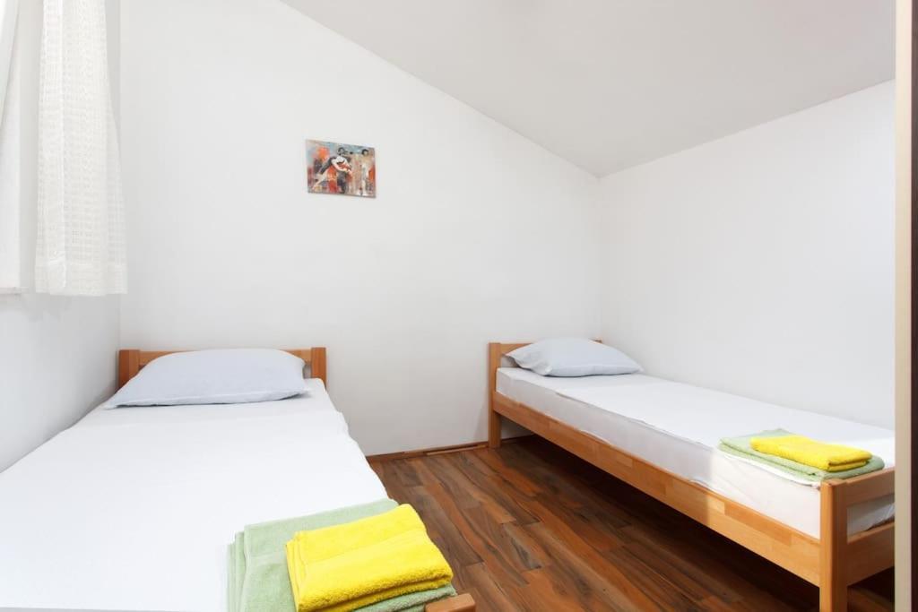 Apartments Mani Trogir Luaran gambar