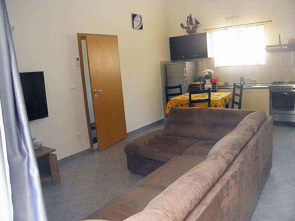 Apartments Mani Trogir Bilik gambar