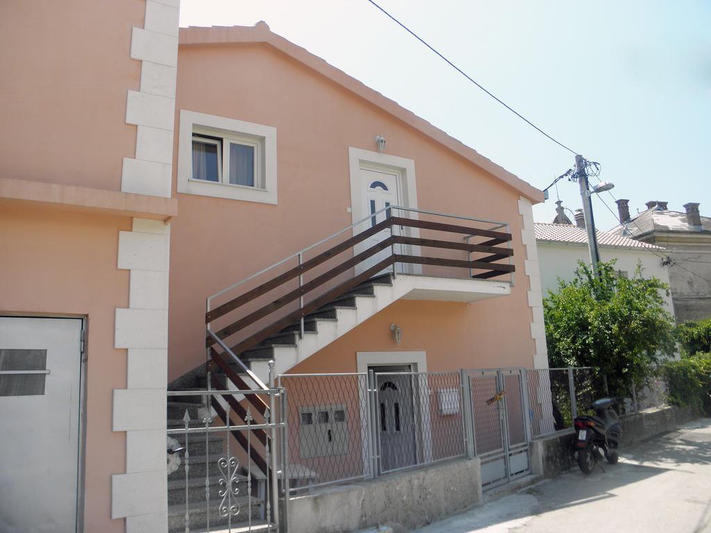 Apartments Mani Trogir Bilik gambar